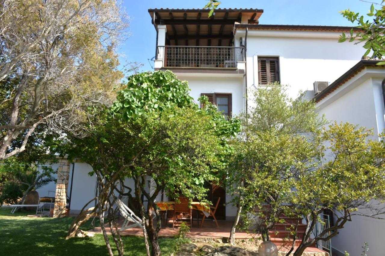 Villa Juniper Santa Maria Navarrese Exteriér fotografie